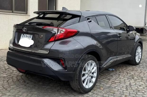 Toyota C-HR 2017