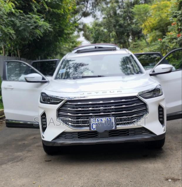 Jetour X70 Plus 2023 White