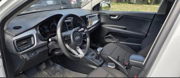 Kia Rio 2020 White