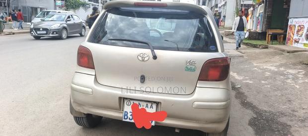 Toyota Vitz 2004 Brown