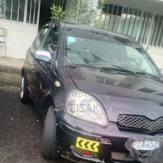 Toyota Vitz 2004 Black