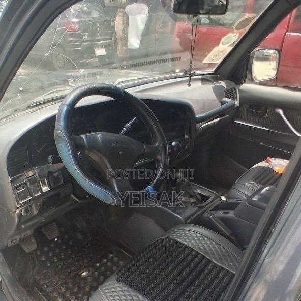Toyota Land Cruiser 1993 Gray