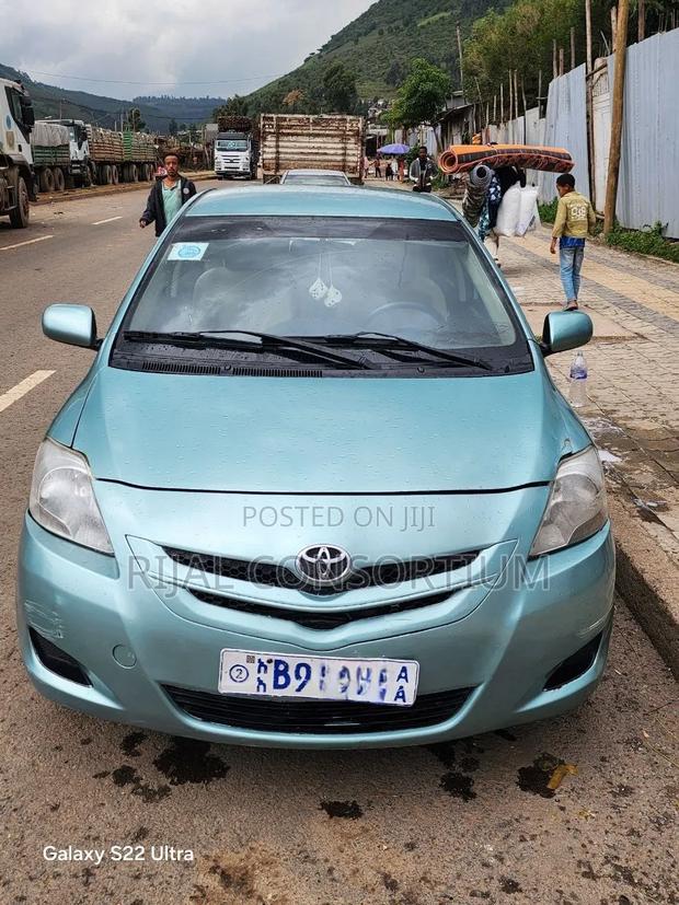 Toyota Belta 2008 Teal