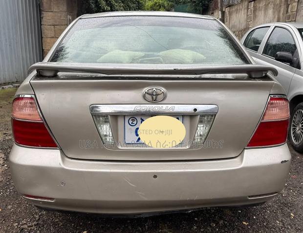 Toyota Corolla 2005 Gold