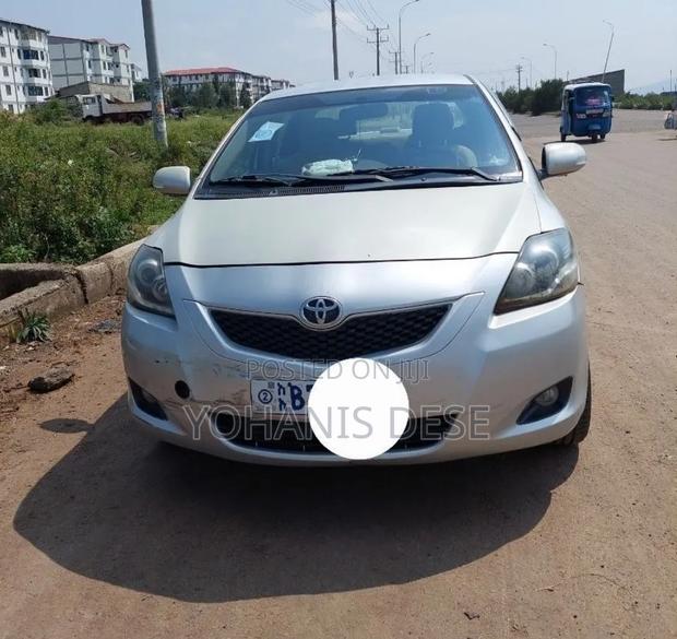 Toyota Yaris 2007 Pearl