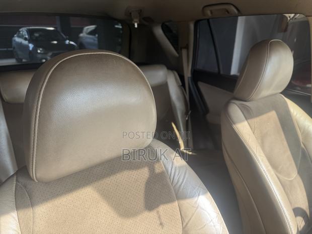 Toyota RAV4 2012 Brown