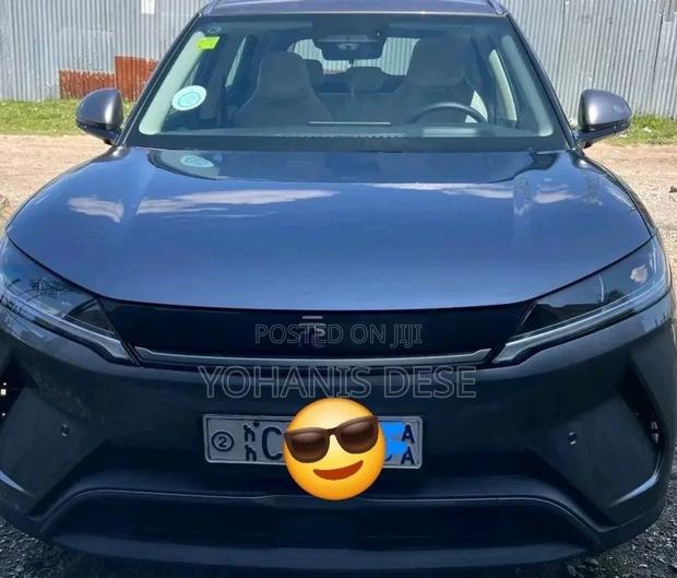 BYD Yuan Up 2025 Gray