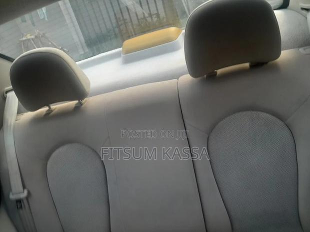 Car 2012 Gray