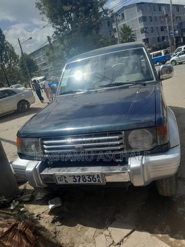 Mitsubishi Pajero 1996