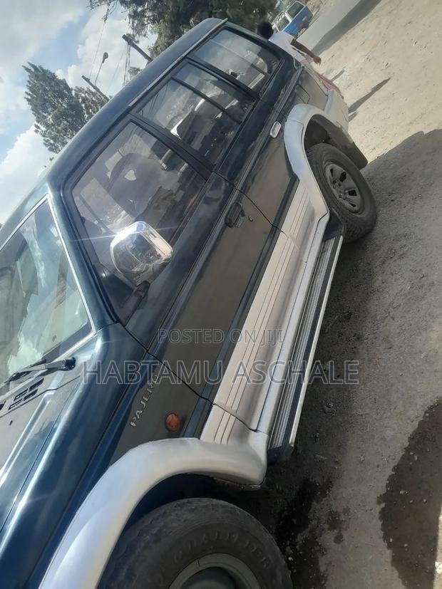 Mitsubishi Pajero 1996