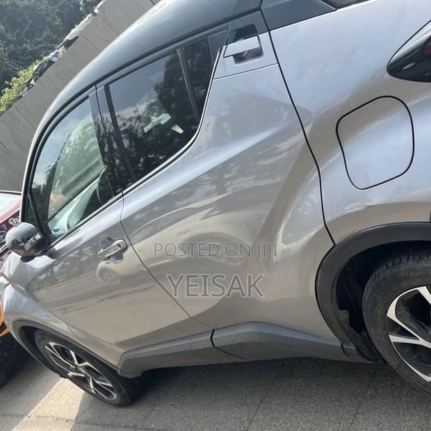 Toyota C-HR 2020 Silver