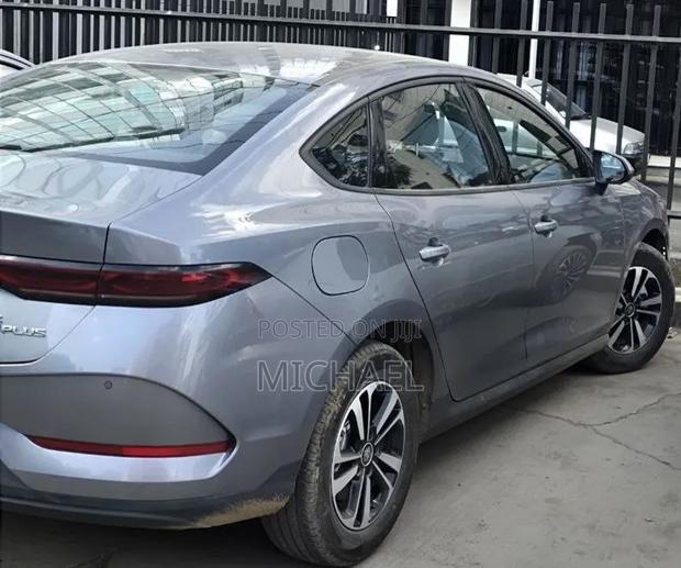 BYD Qin Plus DM-i 2025 Gray