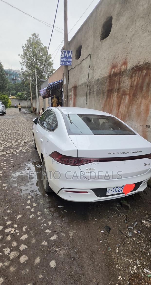 BYD Qin Plus DM-i 2025 White