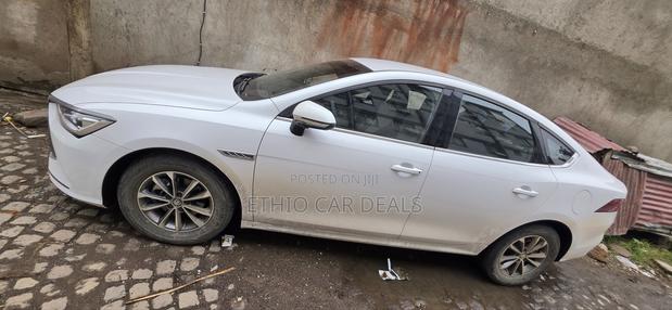 BYD Qin Plus DM-i 2025 White