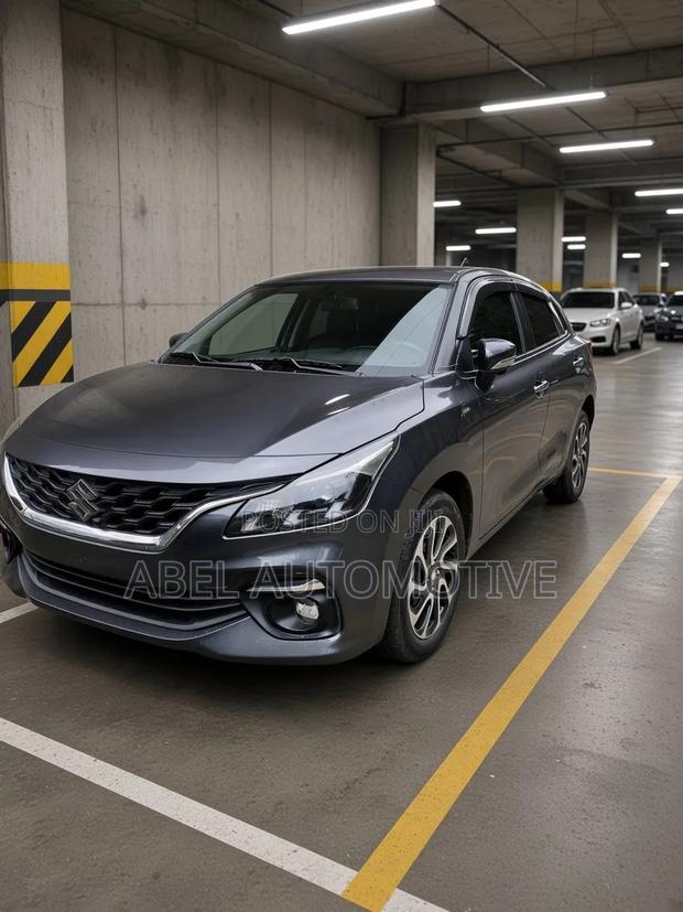 Suzuki Baleno 2022 Gray