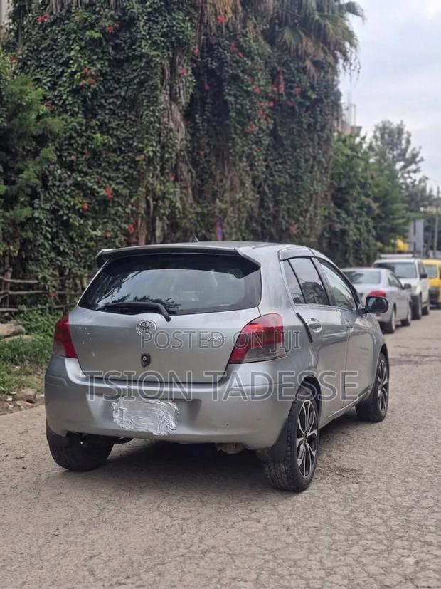 Toyota Yaris 2008 Silver