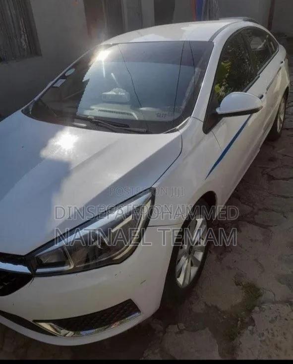 Chery Arrizo 5 2023 White