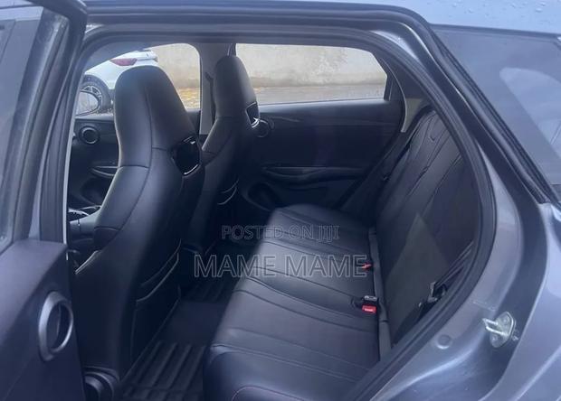 New BYD E2 43 kWh 94 hp FWD 2024 Gray