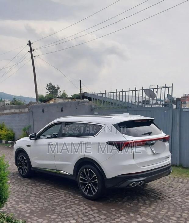 Jetour X70 Plus 2022 White