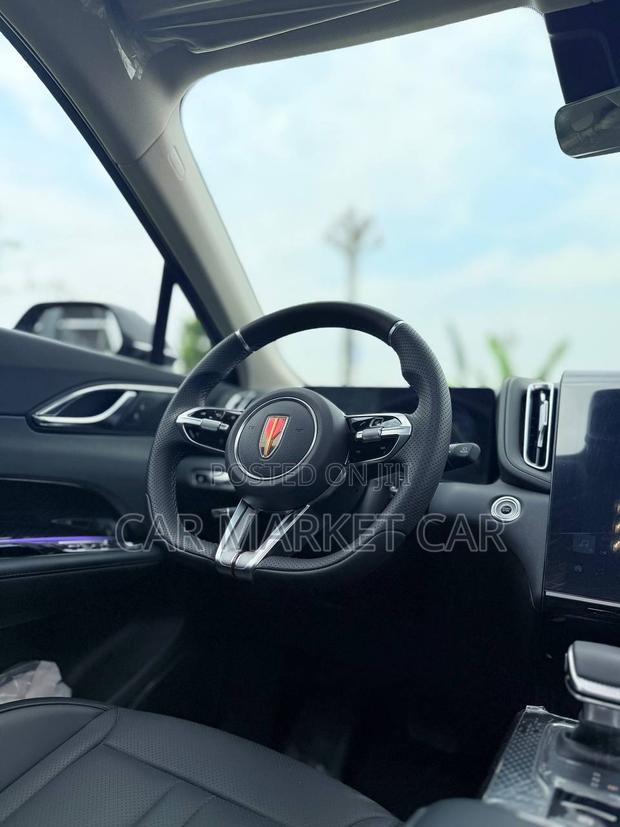 New Hongqi E-HS3 52.5 kWh AWD 2023 Black