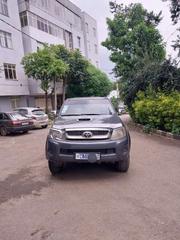 Toyota Hilux 2011 Black for sale