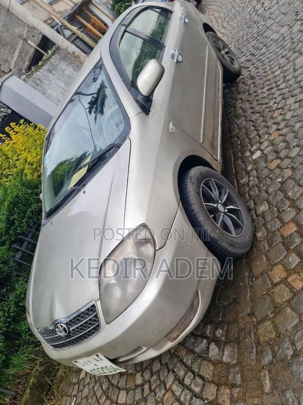 Toyota Corolla 2003 Gold
