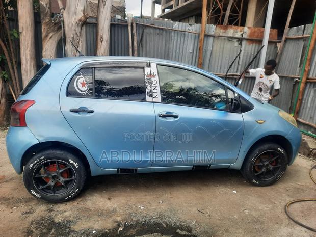 Toyota Yaris 2005 Blue