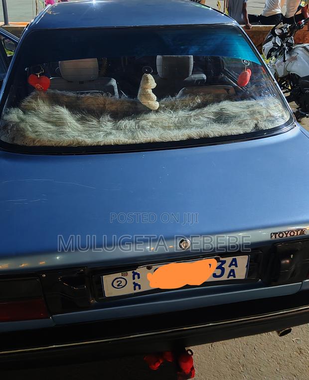 Toyota Corolla 1990 Blue