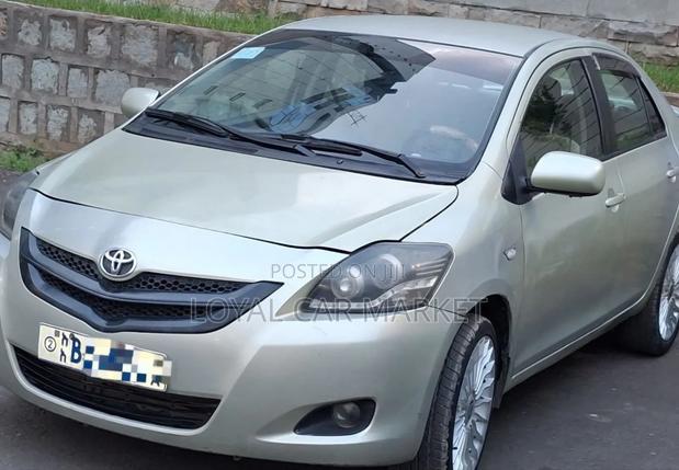 Toyota Yaris 2007 Ivory