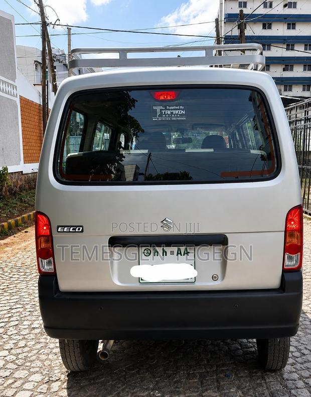 Suzuki Eeco 2024 Silver