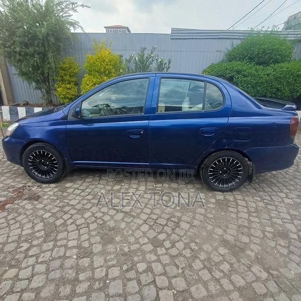 Toyota Platz 2005 Blue
