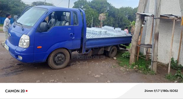 Kia Bongo 2005 Blue