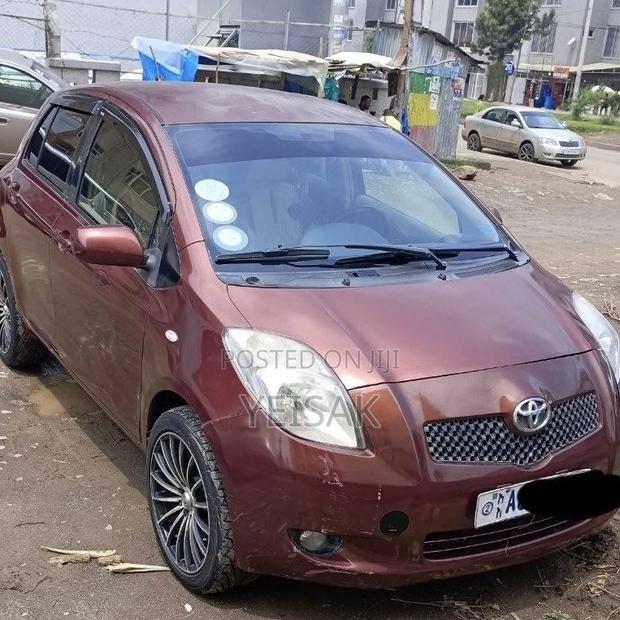 Toyota Yaris 2007 Red