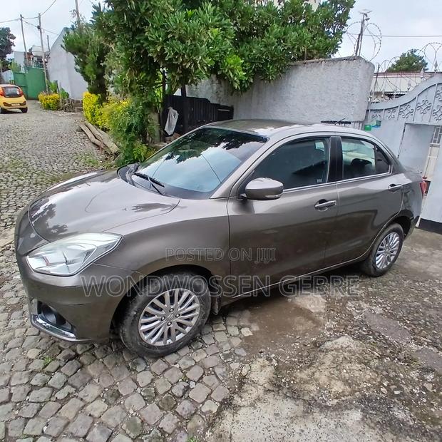 Suzuki Dzire 2022 Gray