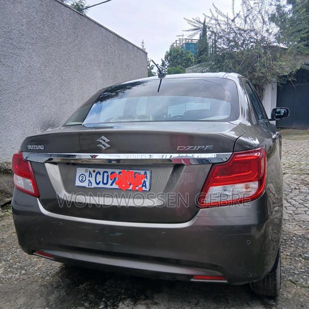 Suzuki Dzire 2022 Gray
