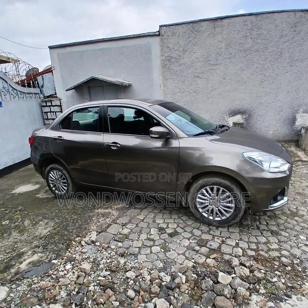 Suzuki Dzire 2022 Gray
