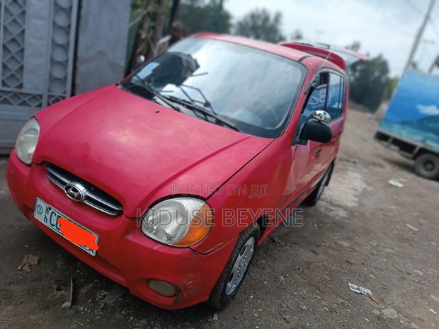 Car 2000 Red