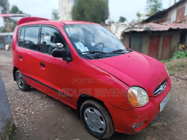 Car 2000 Red