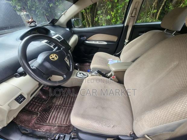 Toyota Yaris 2006 Blue