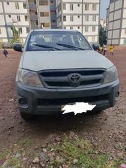 Toyota Hilux 2010 White for sale