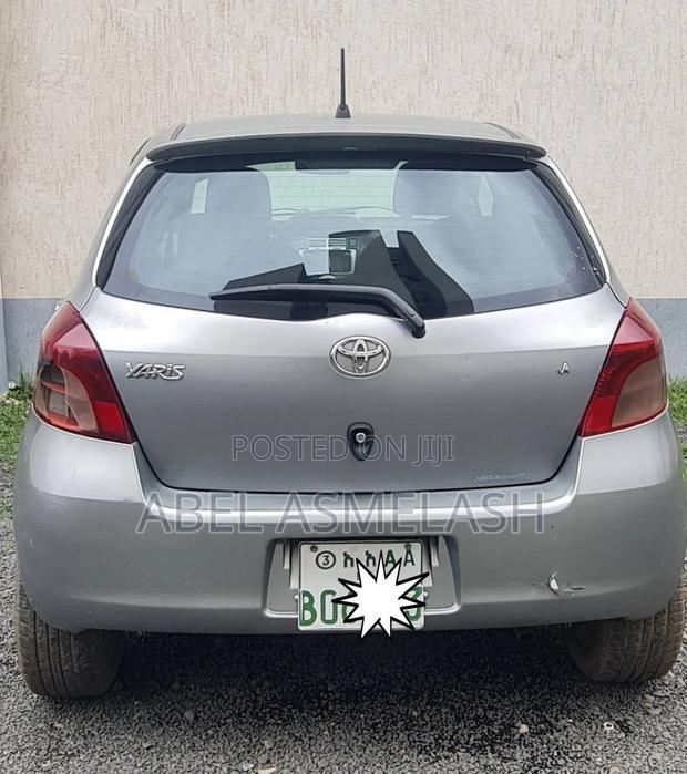 Toyota Yaris 2007 Silver
