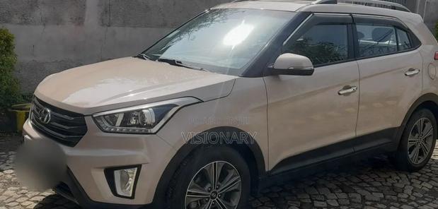 Hyundai Creta 2017 Pink