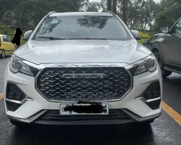 Jetour X70 Plus 2022 White