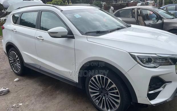 Jetour X70 Plus 2022 White
