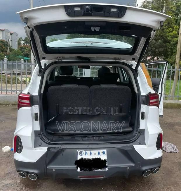 Jetour X70 Plus 2022 White