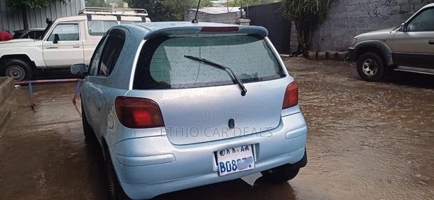 Toyota Vitz 2004 Blue