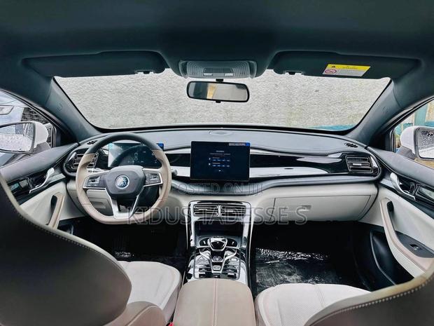 New BYD Qin Plus DM-i 2025 Gray