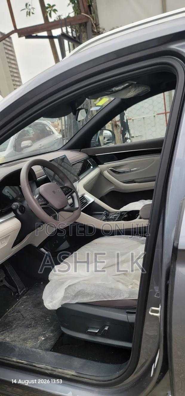 New BYD Song Plus 2025 Gray