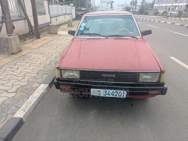 Toyota Corolla 1982 Red