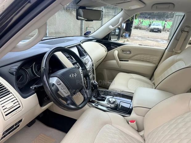 Infiniti QX80 2018 Gray
